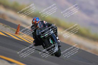 media/Sep-11-2022-SoCal Trackdays (Sun) [[81b7e951af]]/Turn 14 (1130am)/